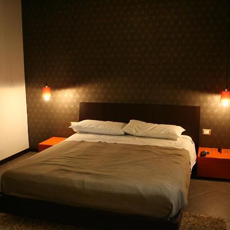 Aparthotel Il Sogno Milazzo Habitación foto