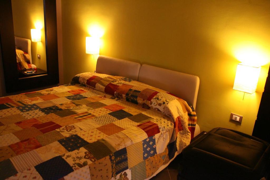Aparthotel Il Sogno Milazzo Habitación foto