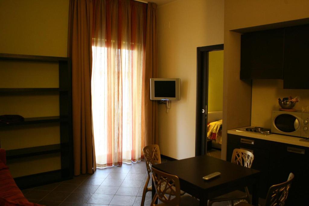 Aparthotel Il Sogno Milazzo Habitación foto
